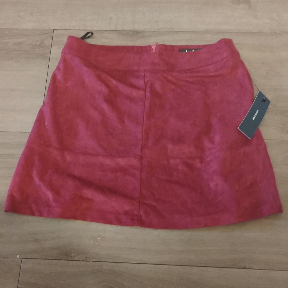 Lulus NWT Faux Suede Red Mini Skirt Size Small